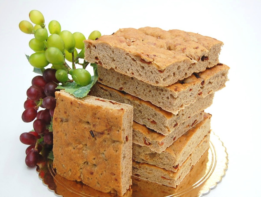 Image for PAN DELLA VIGNA - Focaccia al vino rosso e speck