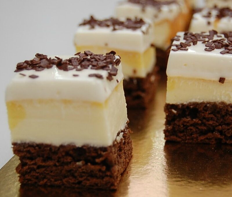Image for OVOCREM - Torta panna e zabaione